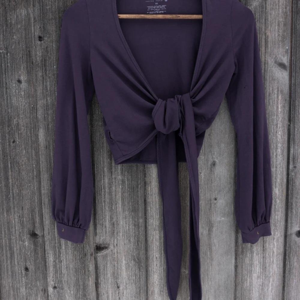 Purusha People Wrap Top: NWOT